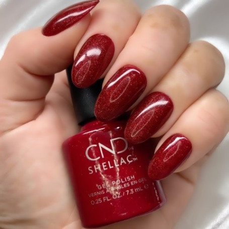 Shellac nail polish - RUBY RITZ