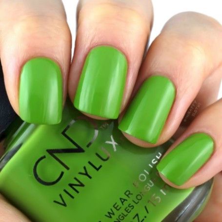 VINYLUX WEEKLY POLISH - CRIP APPLE